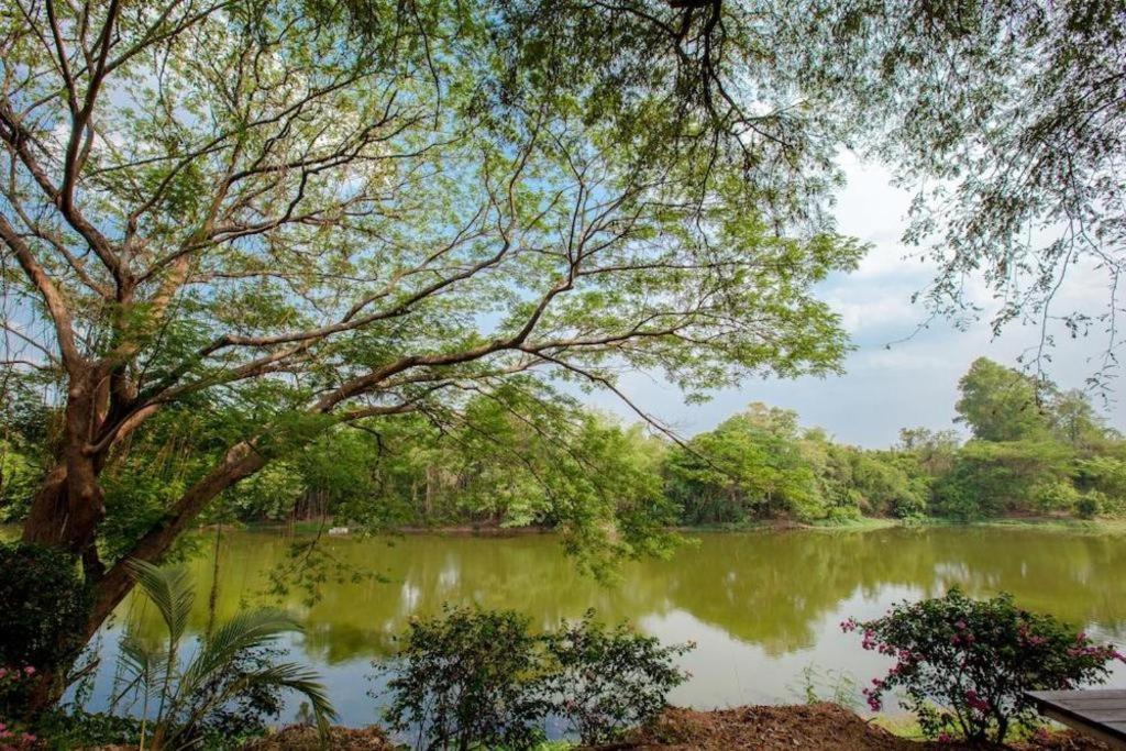 Varee Valley Resort And Restaurant Khon Kaen Exterior photo