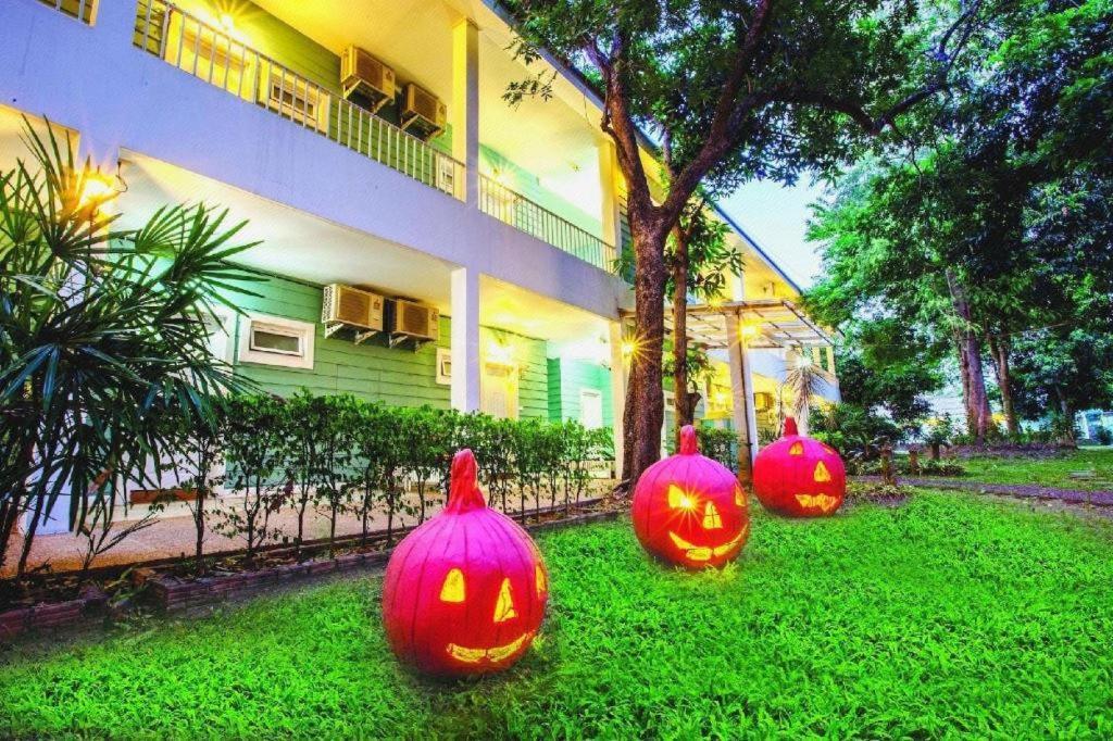 Varee Valley Resort And Restaurant Khon Kaen Exterior photo